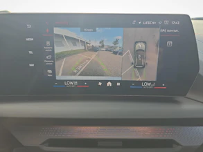 https://vehicle.imgix.net/4398947/3d78eb6f-5a14-40a8-8677-6151dd0a712d.jpg