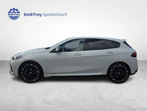 https://vehicle.imgix.net/4398947/b5c8ade3-fab7-46a9-8316-b370f47a0a06.jpg