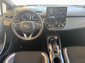 https://vehicle.imgix.net/4398951/2fdcfec9-cf2e-4a25-836a-52373baafe0a.jpg