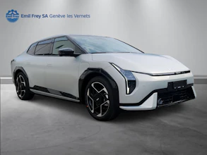 https://vehicle.imgix.net/4398969/558c6bf0-c064-4a4a-a7c5-0d994f12dae5.jpg