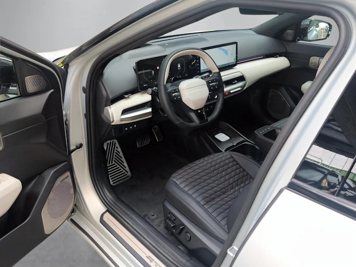 immagine del veicolo KIA EV4