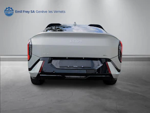 https://vehicle.imgix.net/4398969/aecb6dc8-d57d-44bc-89a1-fd149c4b72ea.jpg
