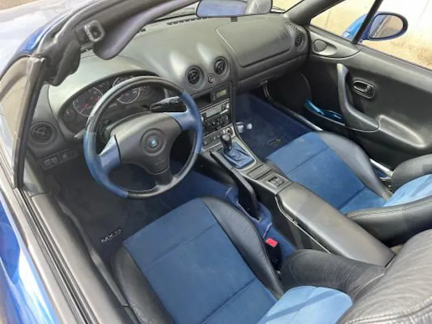 Mazda MX-5 1.8i-16 10th Anniv.