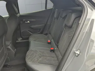 PEUGEOT 2008 1.2 Hybrid 145 GT Exclusive