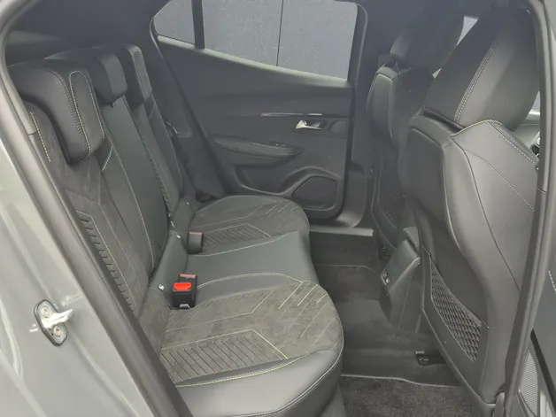 Peugeot 2008 1.2 Hybrid 145 GT Exclusive