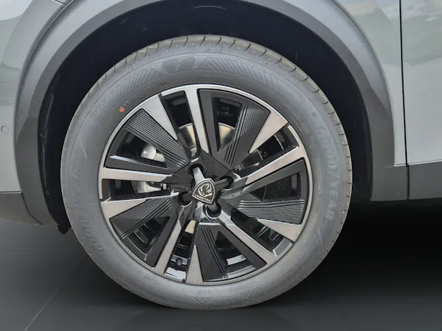 Peugeot 2008 1.2 Hybrid 145 GT Exclusive