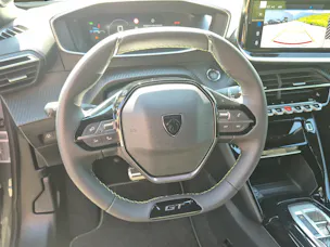 PEUGEOT 2008 1.2 Hybrid 145 GT Exclusive