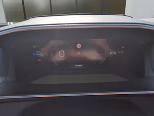 PEUGEOT 2008 1.2 Hybrid 145 GT Exclusive