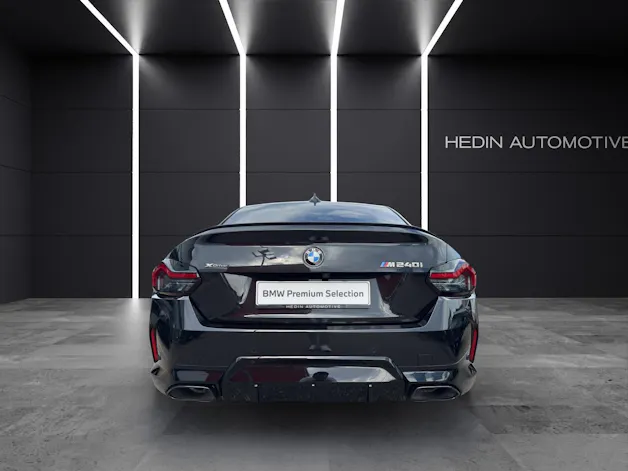 BMW M240i xDrive Coupé