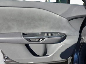 Fahrzeugbild LEXUS RZ 450e Comfort
