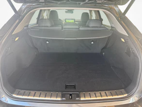 https://vehicle.imgix.net/4399020/516f2821-e32d-418c-878b-24bb435e5790.jpg