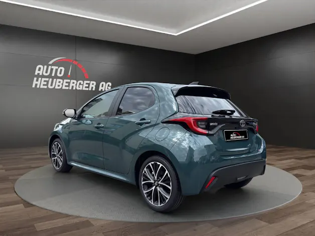 Toyota Yaris 1.5 VVT-i HSD Trend