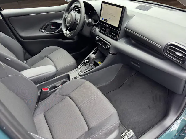 Toyota Yaris 1.5 VVT-i HSD Trend