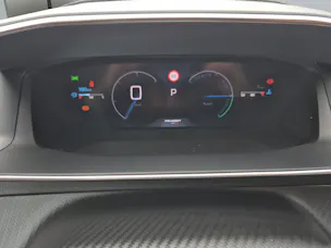 PEUGEOT 2008 1.2 Hybrid 145 GT Exclusive