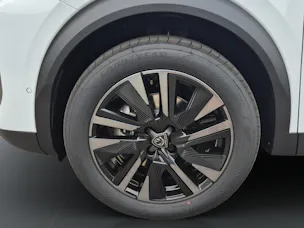 PEUGEOT 2008 1.2 Hybrid 145 GT Exclusive