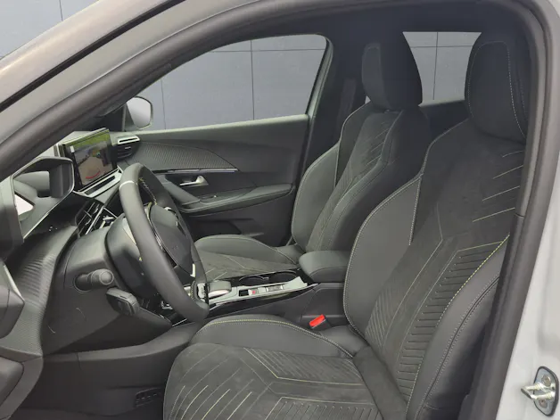 Peugeot 2008 1.2 Hybrid 145 GT Exclusive