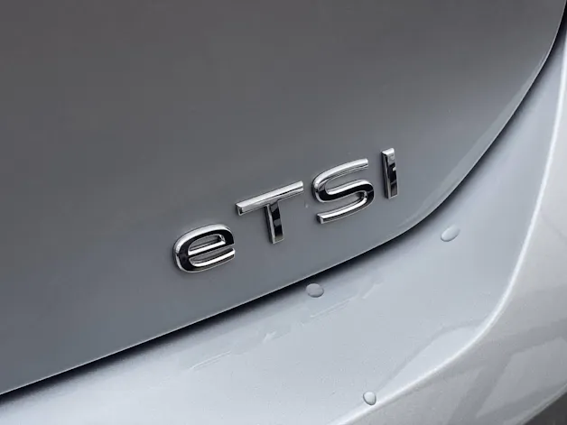 VW Golf VIII 1.5 eTSI UNITED Life DSG