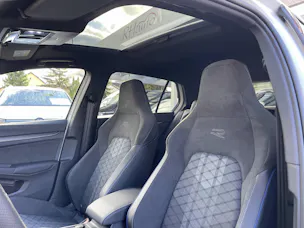 VW Golf VIII 2.0 TSI R-Line DSG 4motion