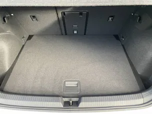 VW Golf VIII 2.0 TSI R-Line DSG 4motion
