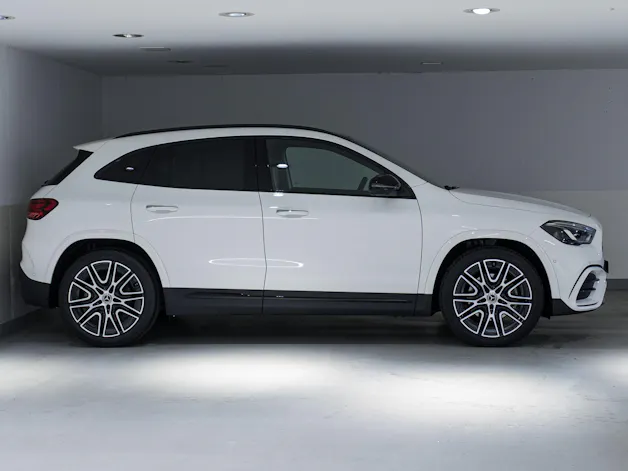 Mercedes-Benz GLA 220 d 4MATIC "Swiss Star"