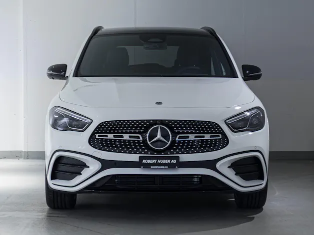 Mercedes-Benz GLA 220 d 4MATIC "Swiss Star"