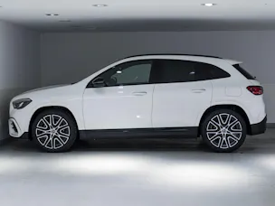 Mercedes-Benz GLA 220 d 4MATIC "Swiss Star"