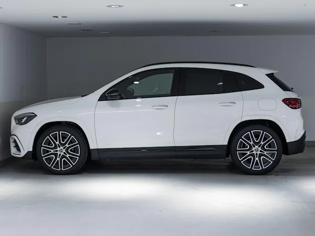 Mercedes-Benz GLA 220 d 4MATIC "Swiss Star"