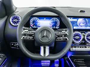 Mercedes-Benz GLA 220 d 4MATIC "Swiss Star"