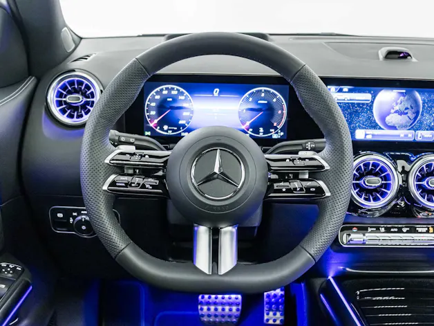 Mercedes-Benz GLA 220 d 4MATIC "Swiss Star"