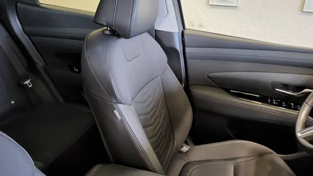 Hyundai Tucson 1.6 T-GDi HEV Amplia 4WD