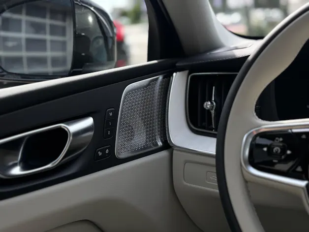 Volvo XC60 2.0 T8 TE Ultra Bright eAWD