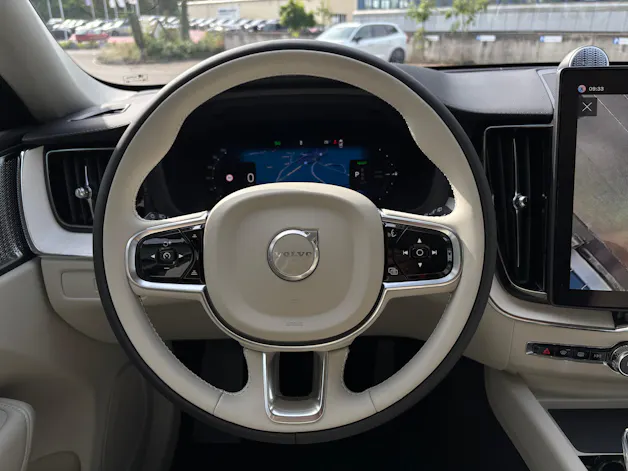 Volvo XC60 2.0 T8 TE Ultra Bright eAWD