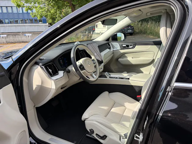 Volvo XC60 2.0 T8 TE Ultra Bright eAWD