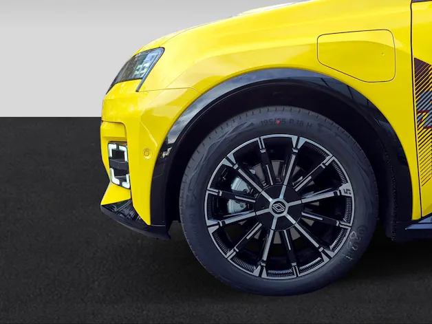 Renault R5 E-Tech Comfort Range iconic five