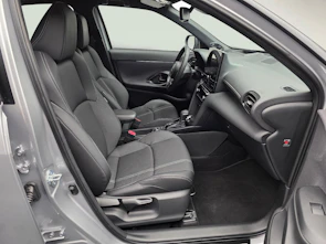 Fahrzeugbild TOYOTA Yaris Cross 1.5 VVT-i HSD Premium AWD-i