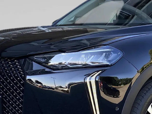 DS Automobiles 3 Crossback 1.2 Hybrid Jules consignation Hotz