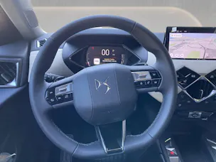 DS Automobiles 3 Crossback 1.2 Hybrid Jules consignation Hotz