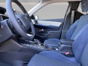 DS Automobiles 3 Crossback 1.2 Hybrid Jules consignation Hotz