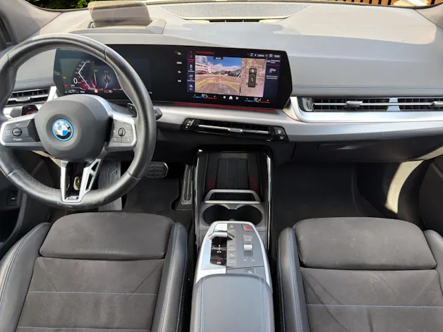 BMW 🆕230e xDrive Active Tourer M Sport (CH) ⛽ + 🔌