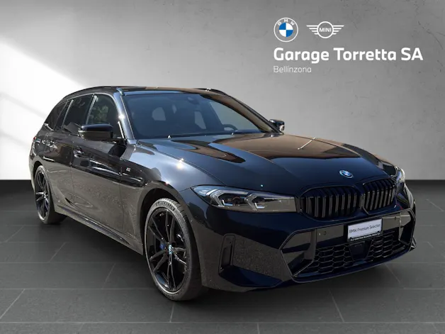 BMW 330e xDrive Touring