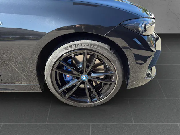 BMW 330e xDrive Touring