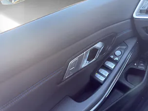 BMW 330e xDrive Touring