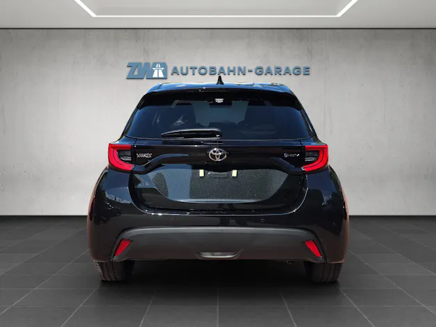 Toyota Yaris 1.5 VVT-i HSD Trend
