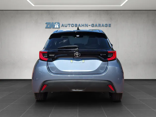 Toyota Yaris 1.5 VVT-i HSD Trend