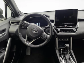 Fahrzeugbild TOYOTA Corolla Cross 2.0 HSD Premium AWD-i