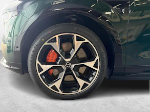 https://vehicle.imgix.net/4399191/5c4f2fe6-3000-4964-96a8-6aeced425e0f.jpg