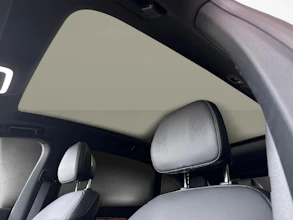 https://vehicle.imgix.net/4399191/c73df8a1-e824-402e-a45c-b9876c1ef03e.jpg