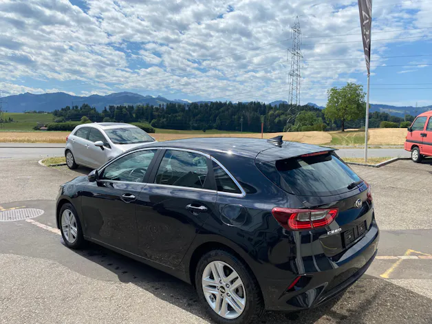 Kia Ceed 1.5 T-GDi MHEV Power