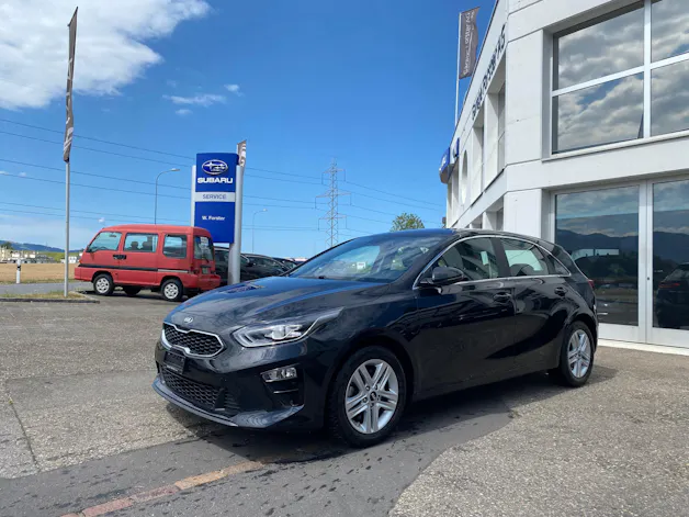 Kia Ceed 1.5 T-GDi MHEV Power
