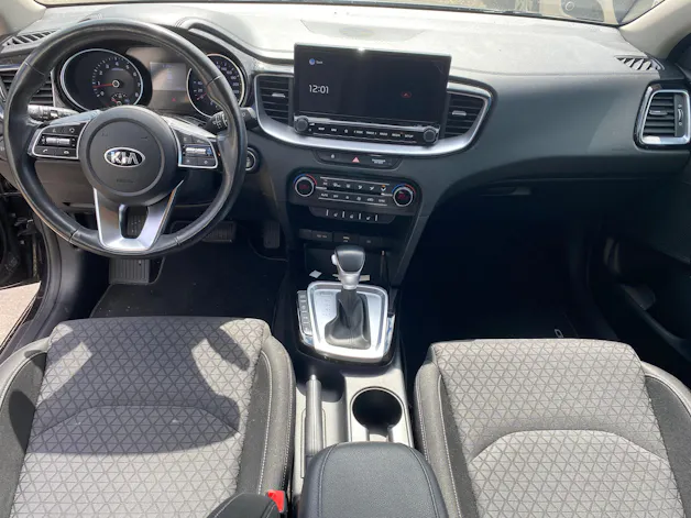 Kia Ceed 1.5 T-GDi MHEV Power